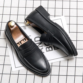 Mocassim Loafer Viena de Couro Antiderrapante Casual e Social